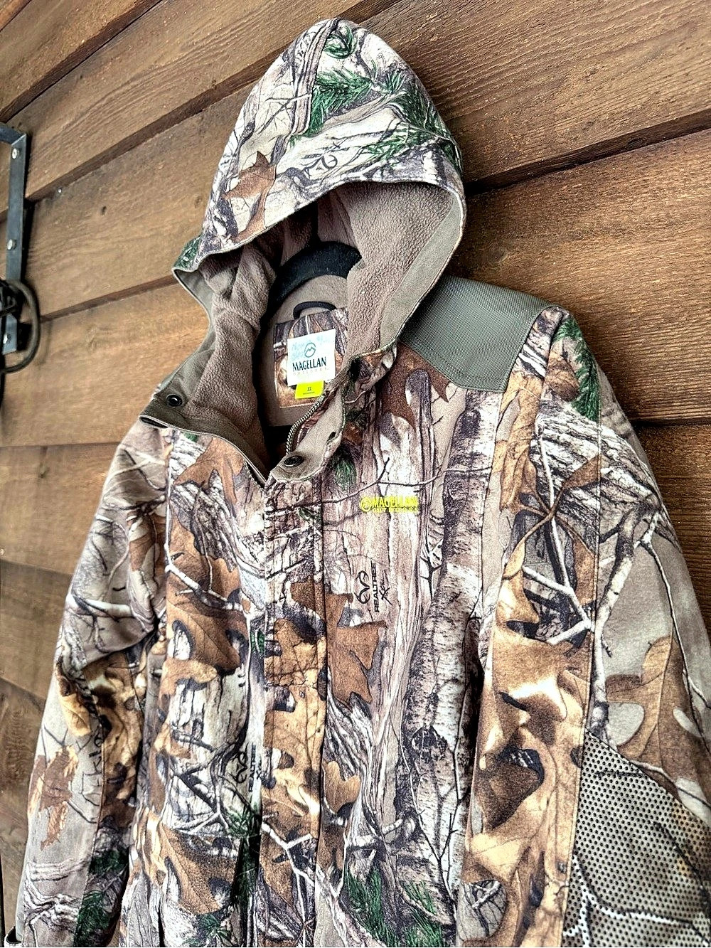 Magellan Youth XL Hunting Fleece Lined Zip Jacket Realtree Camo Hooded, Pockets